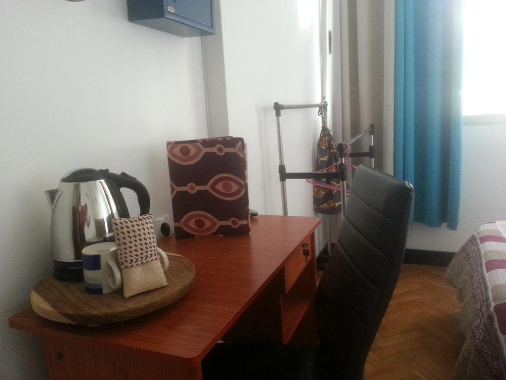 The Quiet Corner Guest House Maputo Extérieur photo
