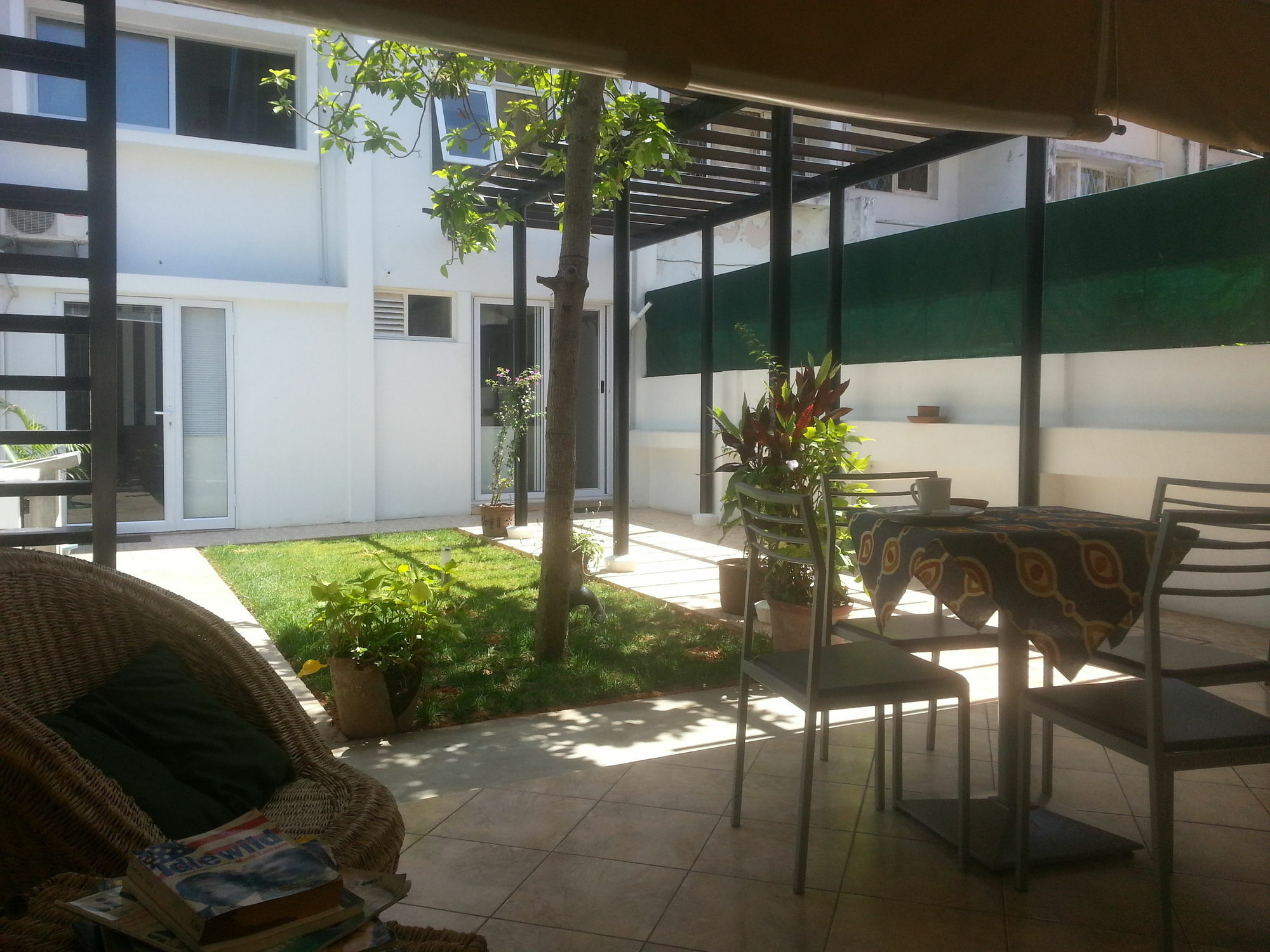 The Quiet Corner Guest House Maputo Extérieur photo
